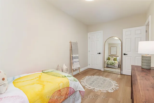 Additional image 18 of 29 Oak Park Ave