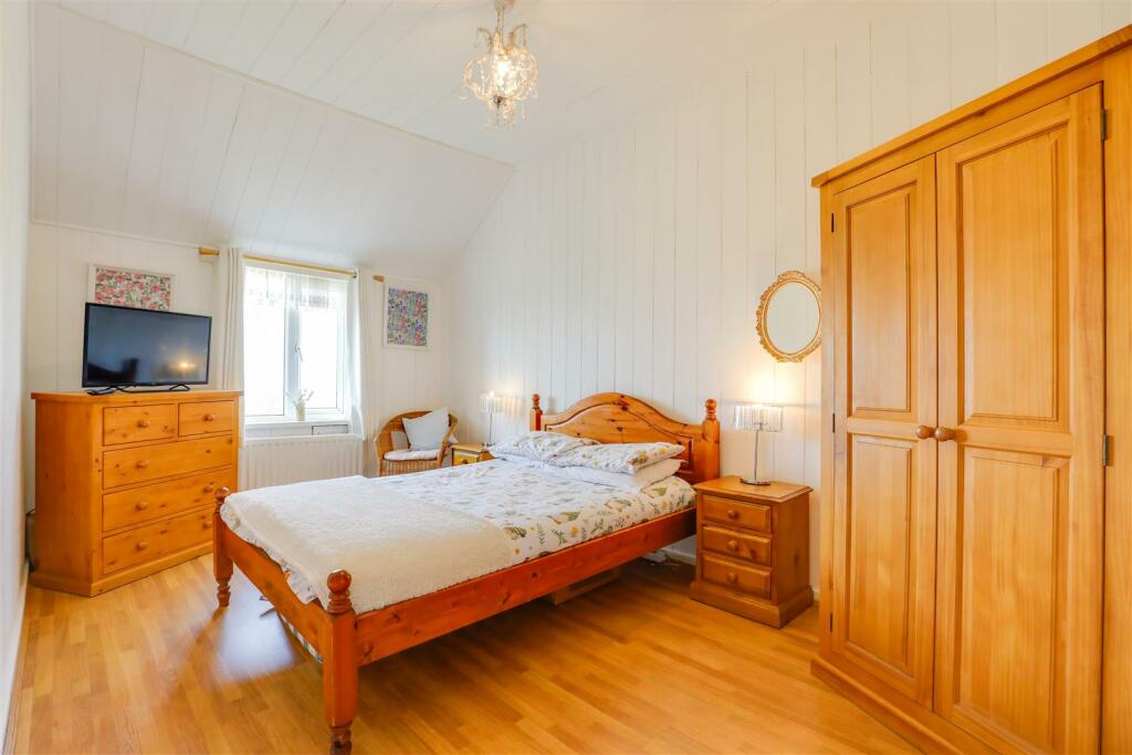 Additional image 21 of Channel View, Ogmore-By-Sea, Vale Of Glamorgan, CF32 0QA