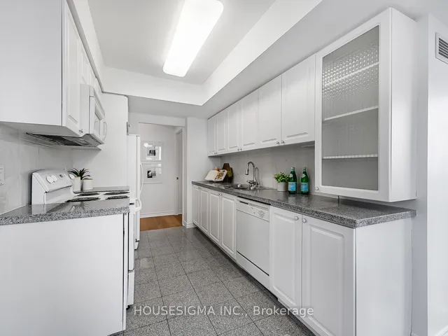 Additional image 15 of 388 Bloor St Unit 2001