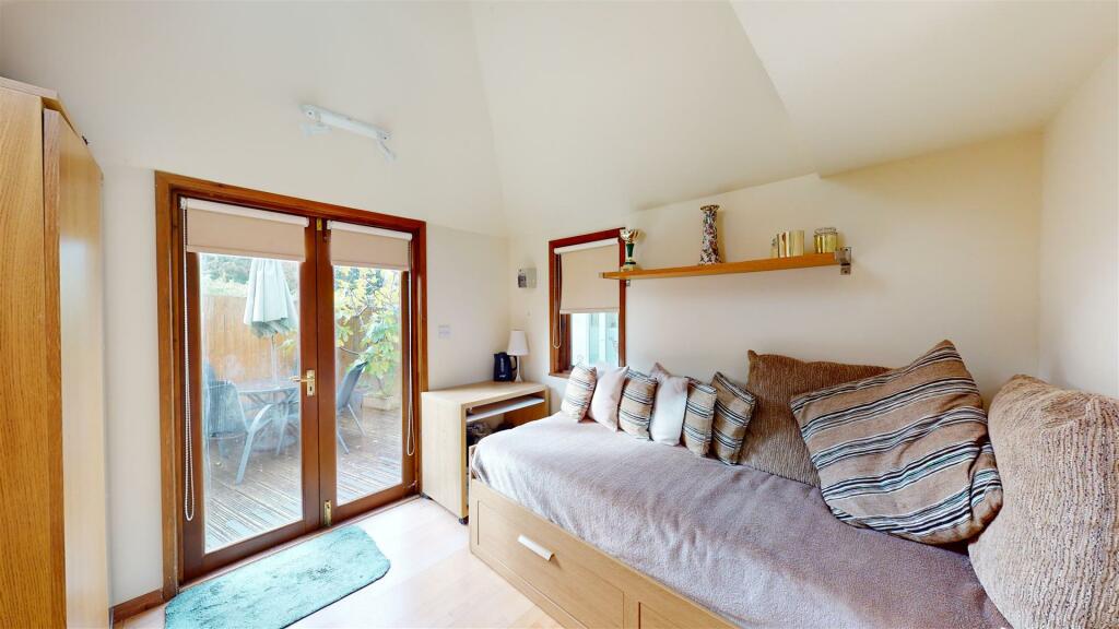 Additional image 9 of Crescent Close, Cowbridge