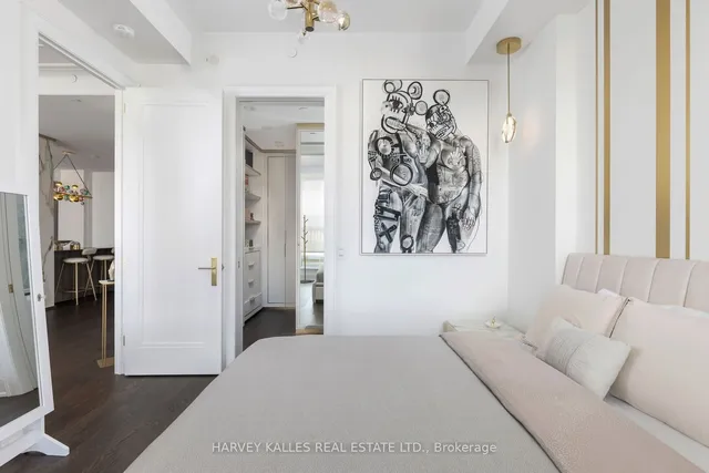 Additional image 10 of 151 Avenue Rd Unit 805