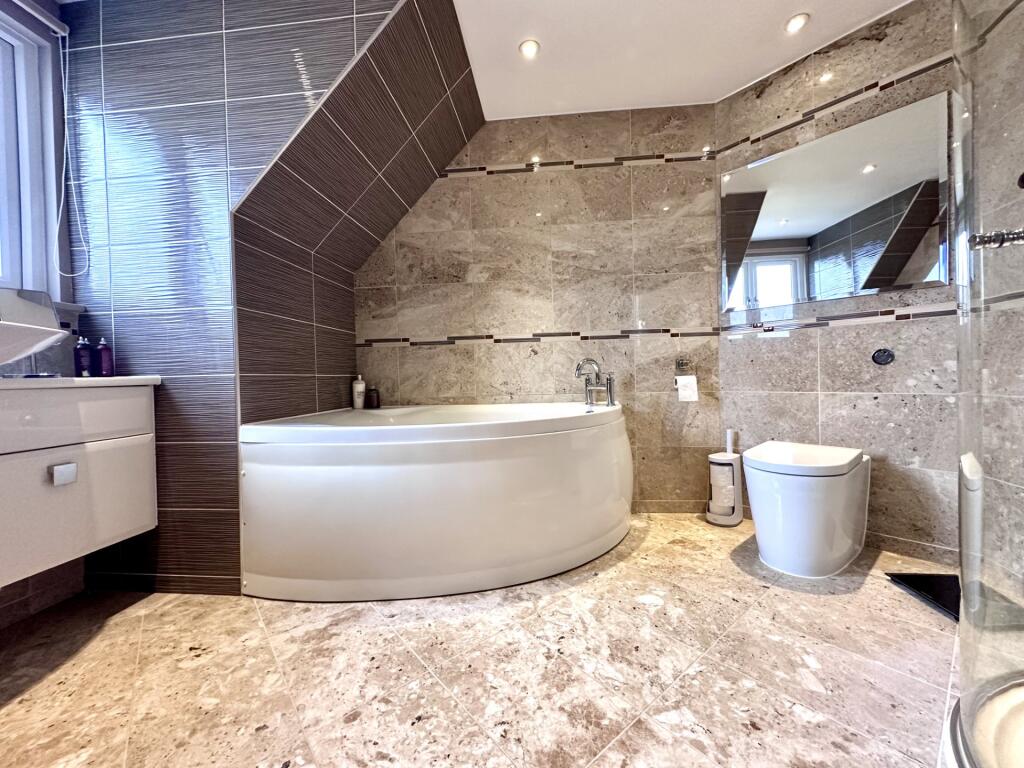 Additional image 13 of River Bank Cottage, 2 Padnal Bank, Prickwillow, Ely, Cambridgeshire