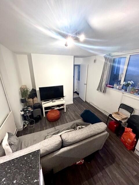 Additional image 3 of Woodville Road, Cardiff(City), CF24