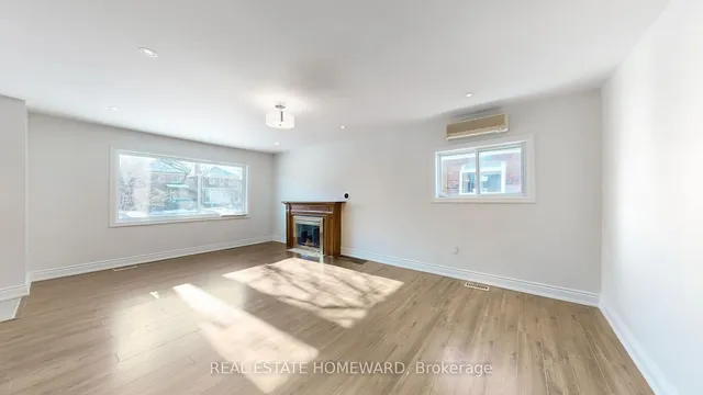 Additional image 5 of 726 Eglinton Ave