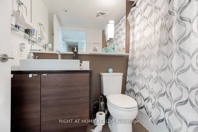 Additional image 11 of 121 Mcmahon Dr Unit 1216