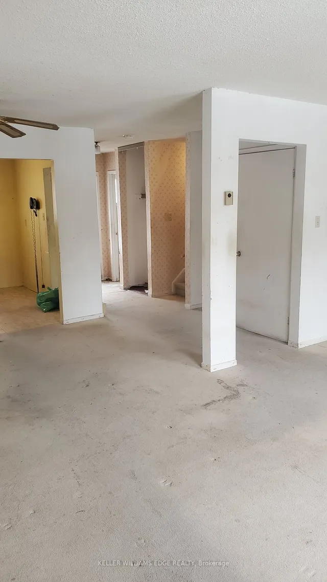 Additional image 5 of 2050 Upper Middle Rd Unit 56