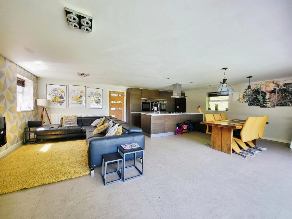 Additional image 8 of Swanbridge Road, Sully, Penarth