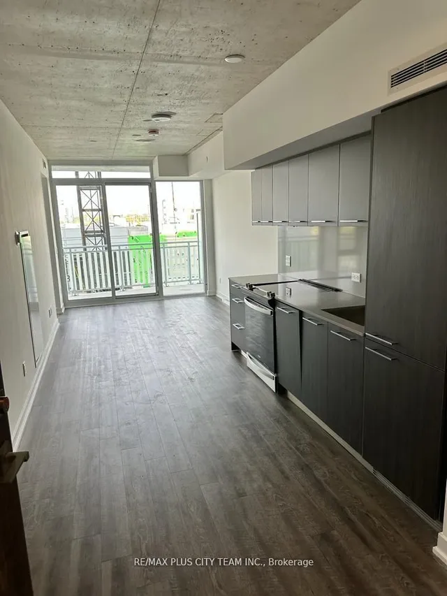 Additional image 4 of 45 Baseball Pl Unit 806