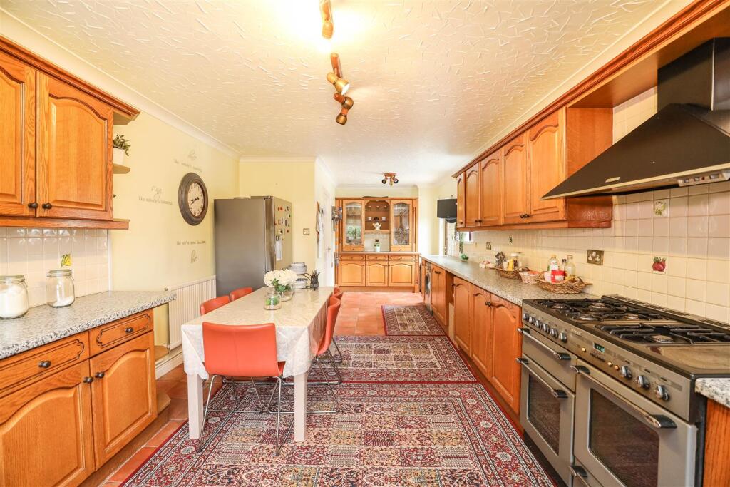 Additional image 6 of 2 Old Barry Road, Penarth, Vale of Glamorgan, CF64 2NR