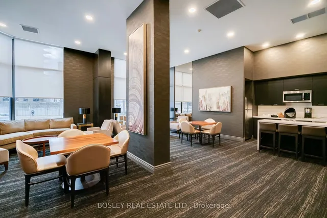 Additional image 34 of 240 Heath St Unit 1403