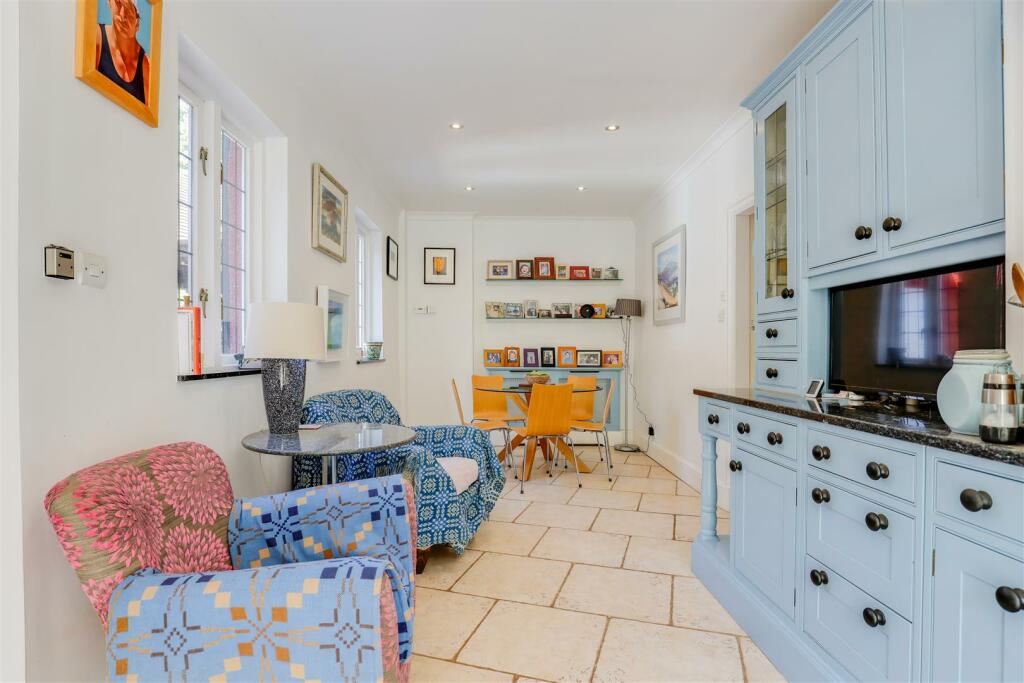 Additional image 13 of Trefnant, Dinas Powys, Vale Of Glamorgan, CF64 4HH