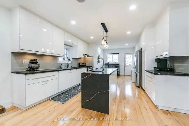 Additional image 11 of 438 Maybank Ave