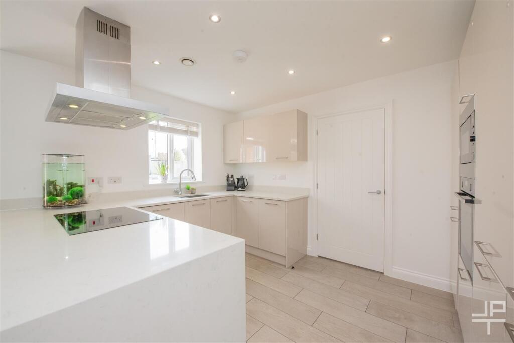 Additional image 5 of Edges Farm Close, Westhoughton, Bolton, BL5 2QY