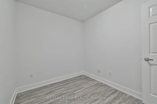 Additional image 31 of 330 Adelaide St Unit 501