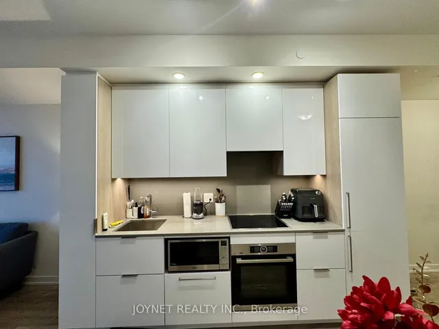 Additional image 8 of 28 Freeland St Unit 1201