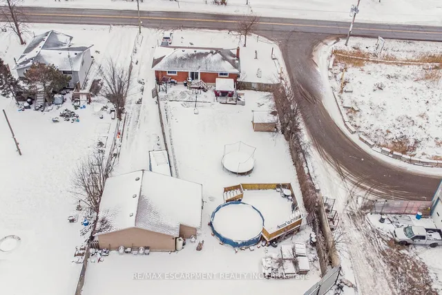 Additional image 32 of 725 Mud St