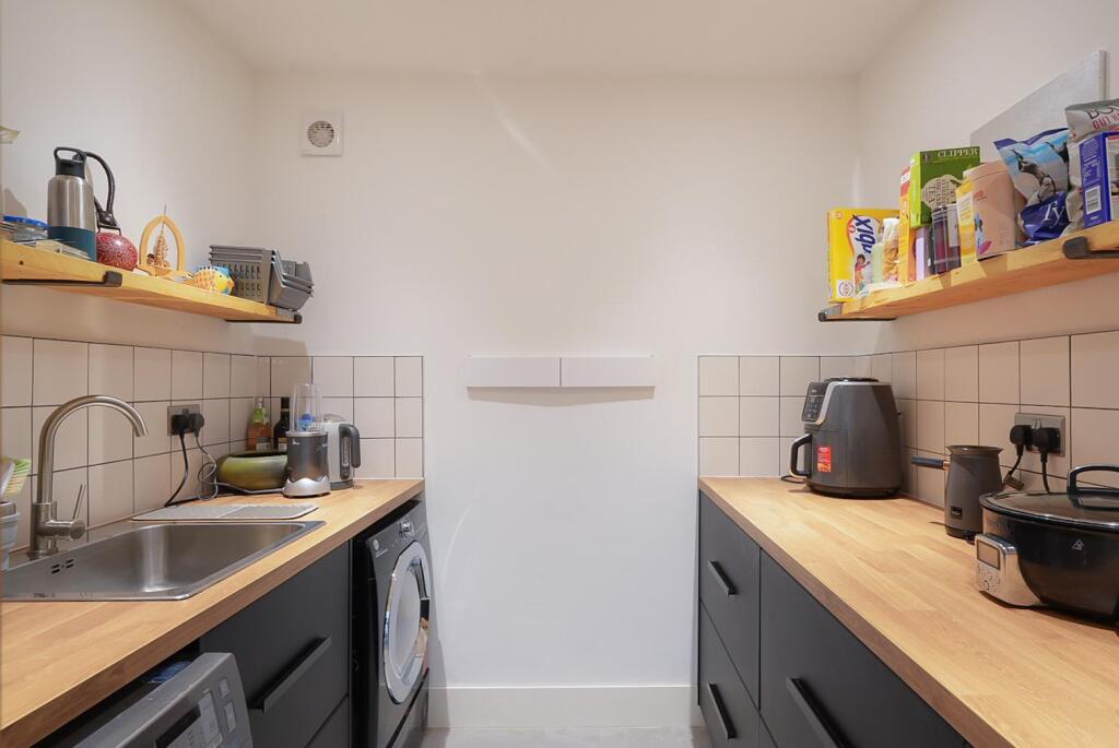 Additional image 19 of Robinswood Crescent, Penarth