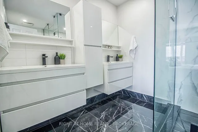 Additional image 18 of 370 Stonehenge Dr Unit 9