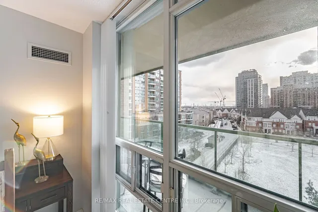 Additional image 20 of 17 Michael Power Pl Unit 606