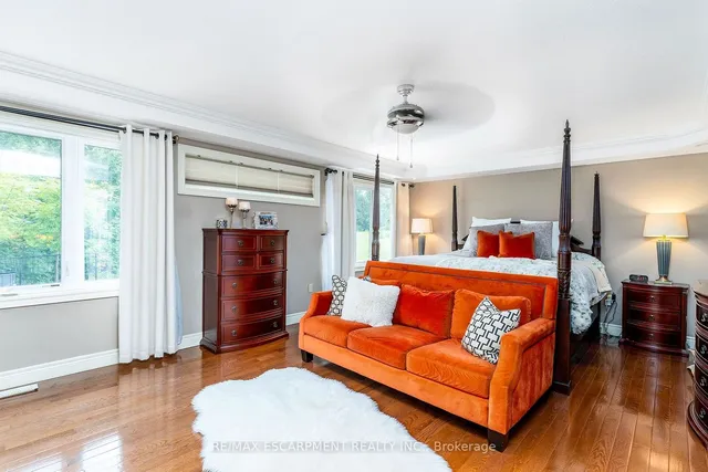 Additional image 15 of 240 CLOVERLEAF Dr