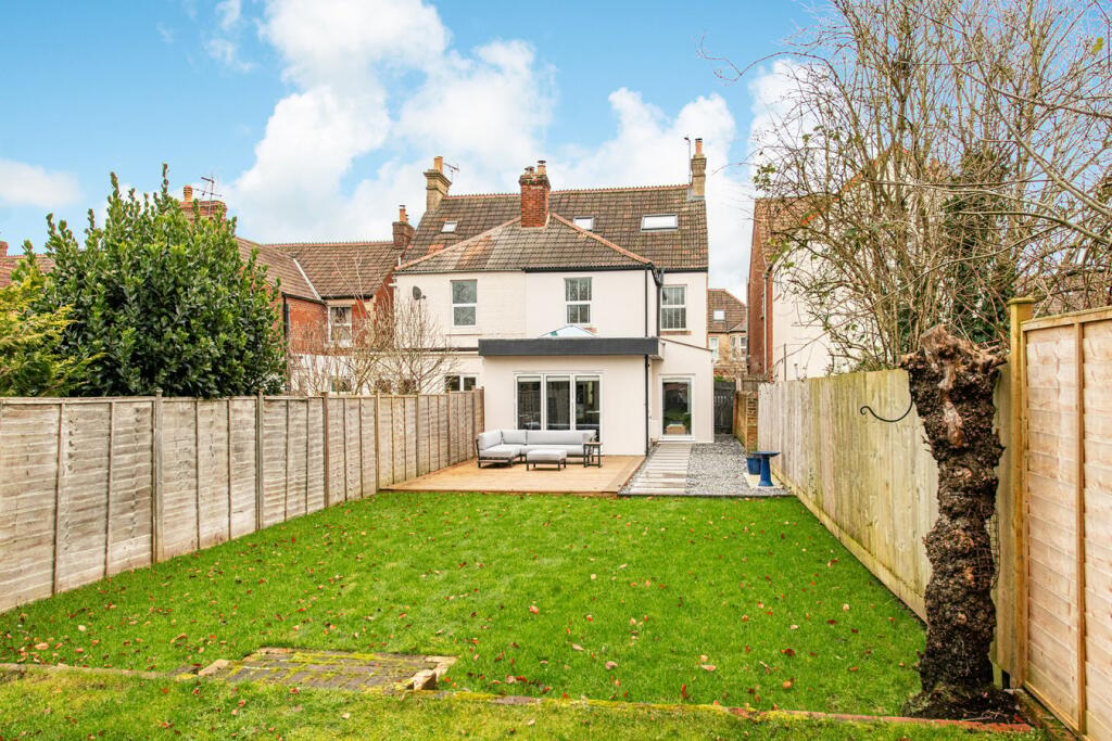 Additional image 17 of Avenue Road, Trowbridge, BA14