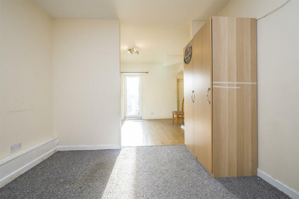 Additional image 6 of Holmes Street, Barry