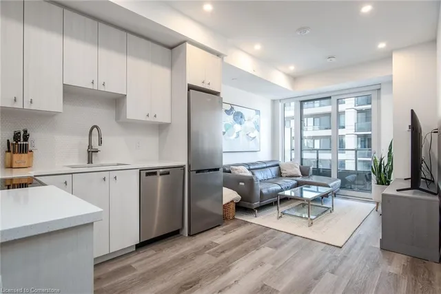 Additional image 13 of 15 Wellington St Unit 1101