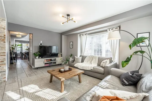 Additional image 19 of 3 Gowland Dr