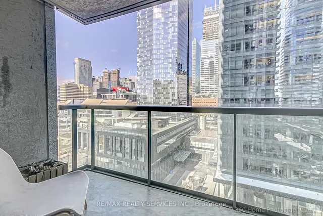 Additional image 17 of 30 Grand Trunk Cres Unit 1203