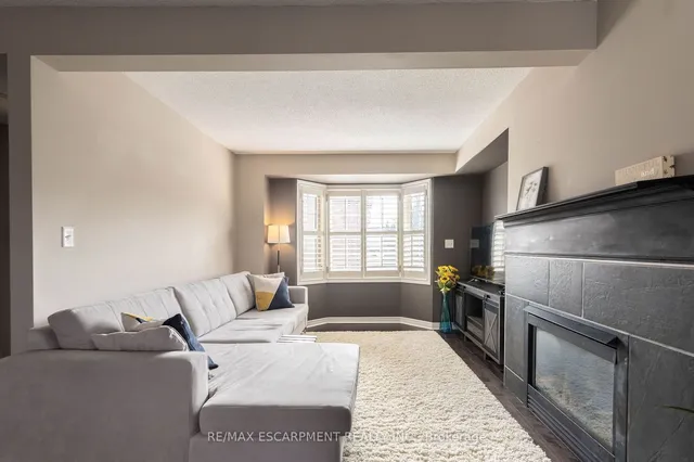 Additional image 7 of 1336 UPPER SHERMAN Ave Unit 7