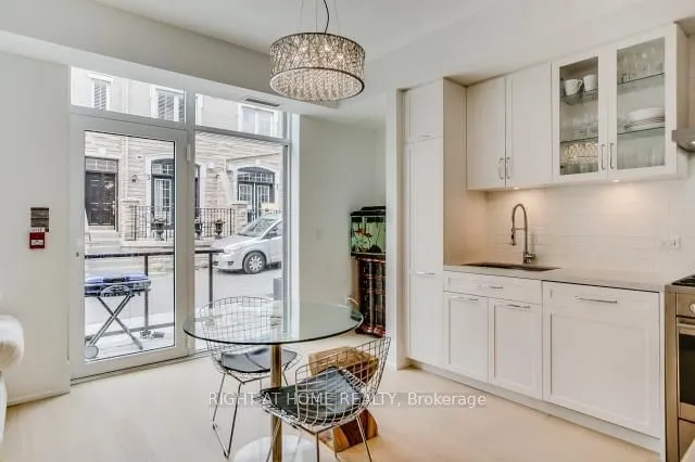 Additional image 18 of 25 Malcolm Rd Unit 112