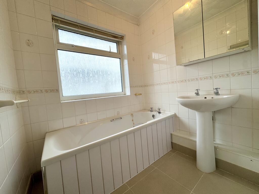 Additional image 16 of Lakeside Gardens, Merthyr Tydfil, CF48 1EN