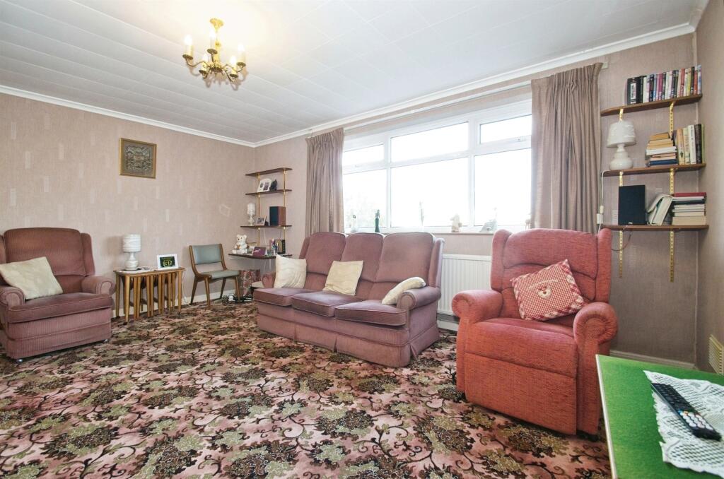 Additional image 8 of West Park Drive, Porthcawl