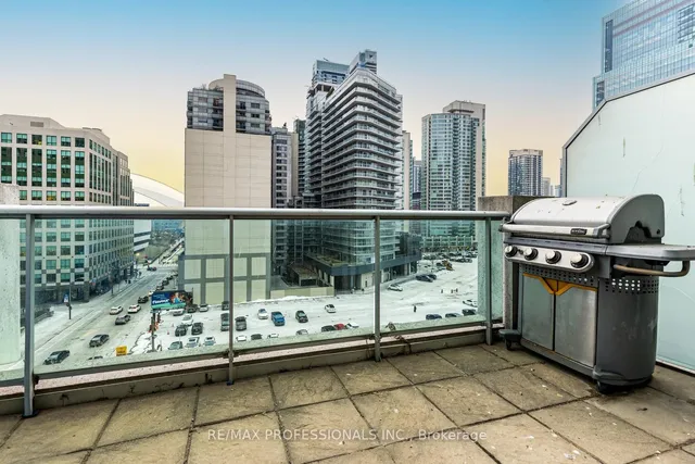 Additional image 10 of 36 Blue Jays Way Unit 714