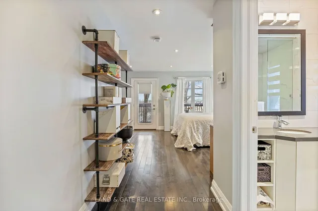 Additional image 32 of 32A Venn Cres