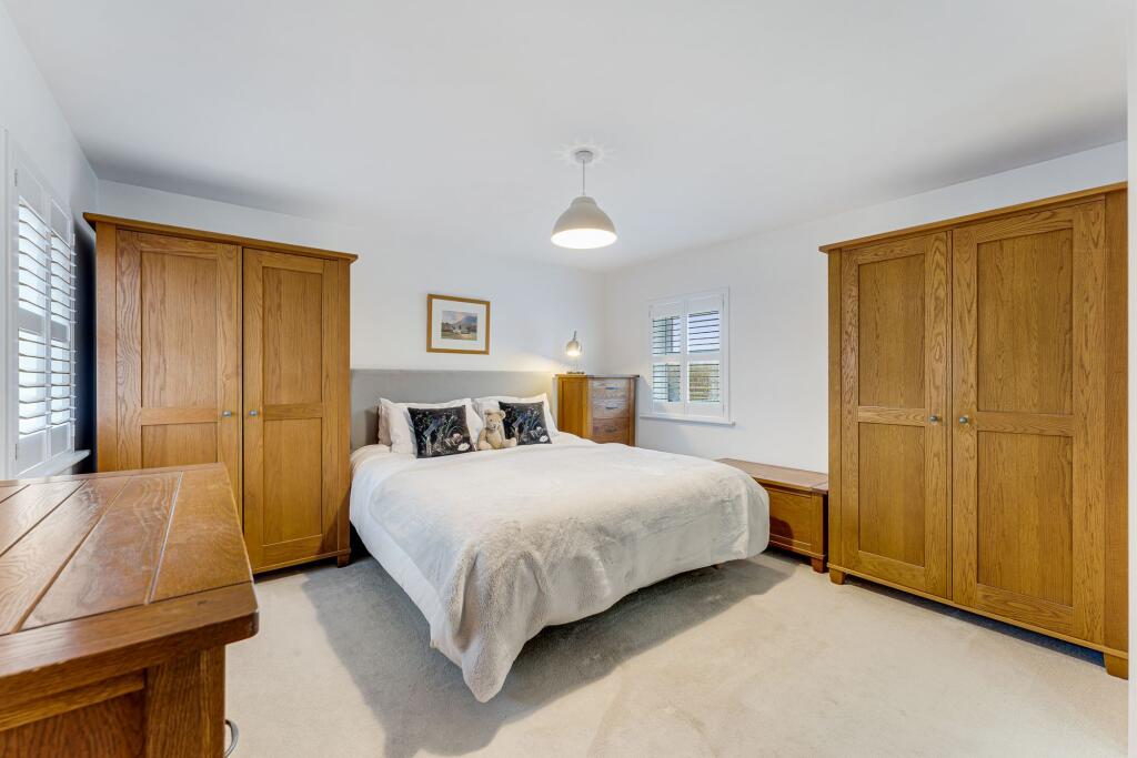 Additional image 20 of Spacious, Private, and Unrivalled Views Across Fields