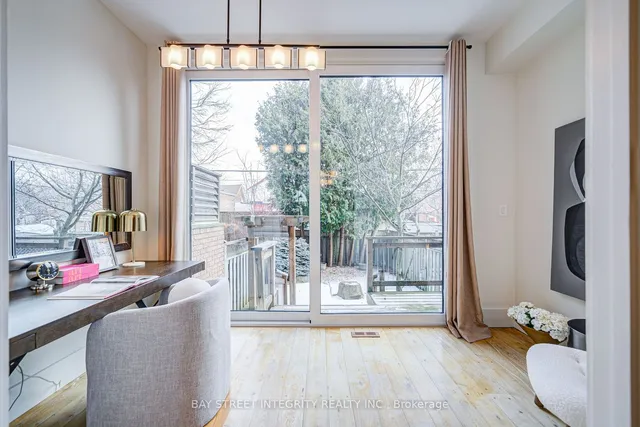 Additional image 15 of 17 Frankdale Ave