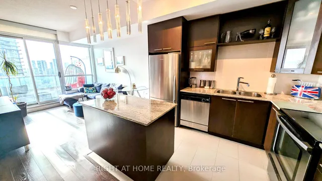 Additional image 12 of 500 Sherbourne St Unit 2604