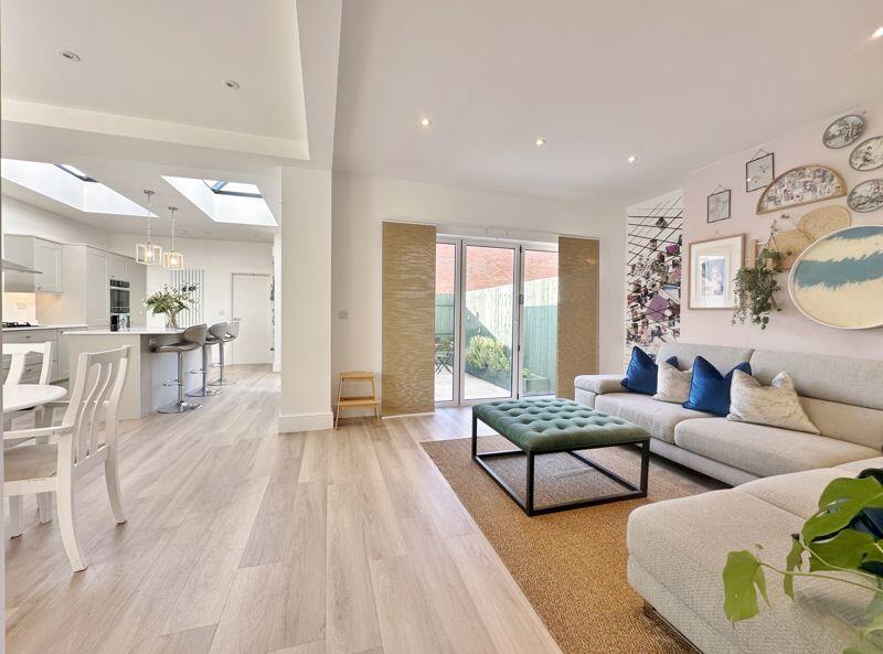 Additional image 11 of May Road, Heswall, Wirral