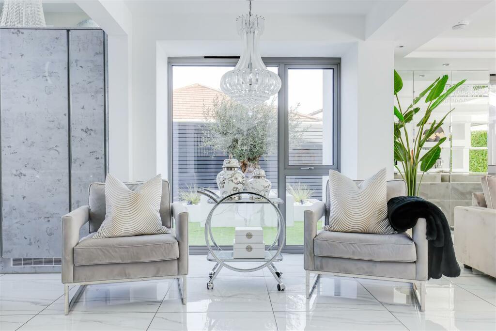 Additional image 15 of Sea View Court, Fontygary Road, Rhoose, Vale of Glamorgan, CF62 3FN