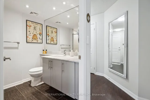 Additional image 23 of 125 Western Battery Rd Unit 802