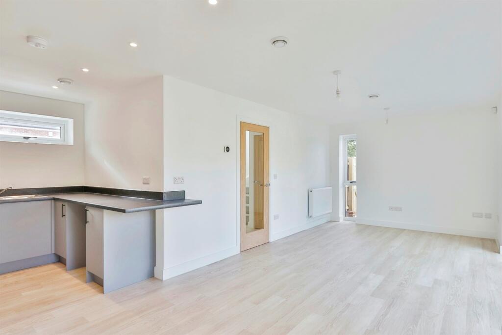 Additional image 6 of West Moors Road, Three Legged Cross, Wimborne