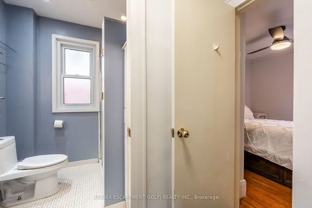 Additional image 17 of 303 HOUGHTON Ave