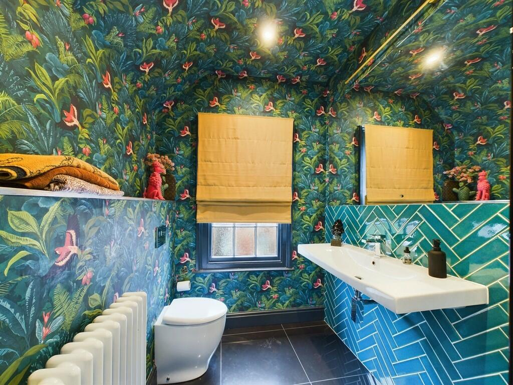 Additional image 15 of Victoria Pathway, Queens Park