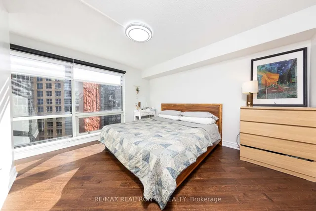 Additional image 19 of 1001 Bay St Unit 604