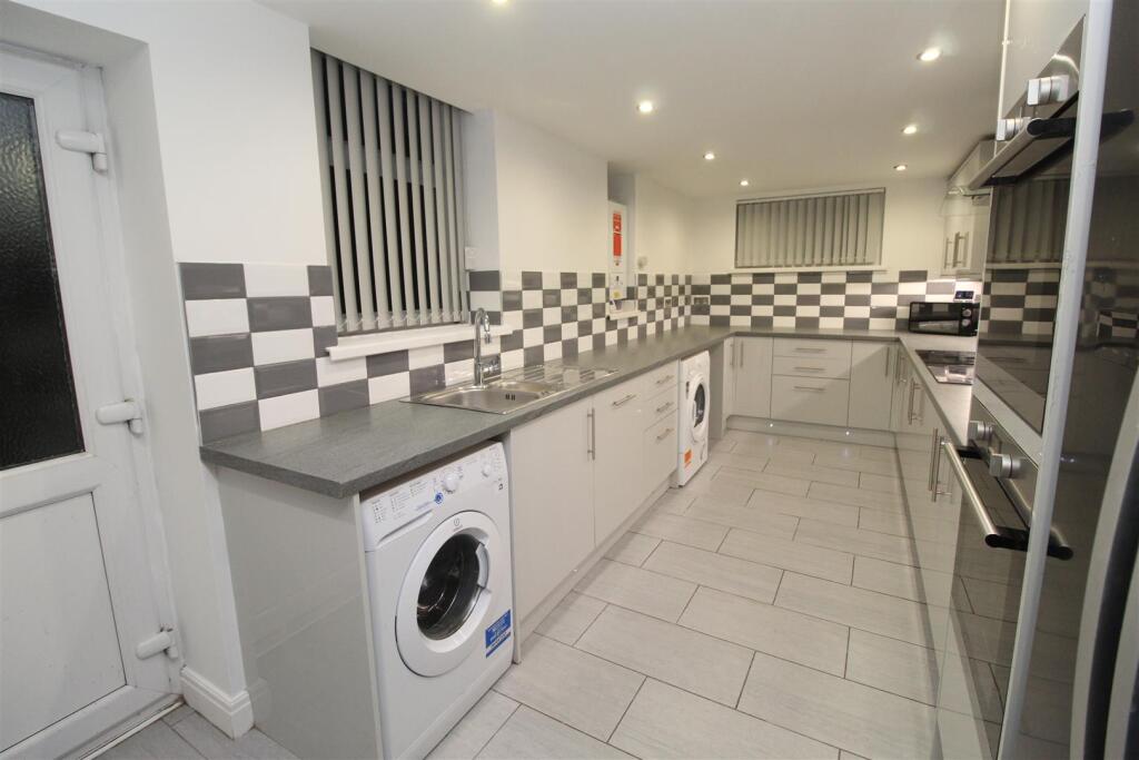 Additional image 10 of Kingsland Terrace, Pontypridd, CF37 1RX