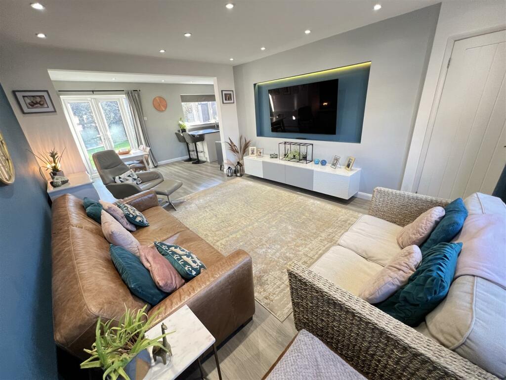 Additional image 3 of Dale View Close, Barnston, Wirral