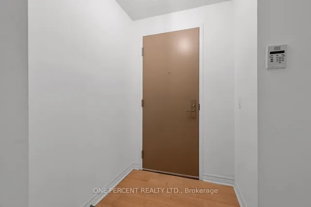 Additional image 4 of 763 Bay St Unit 1110