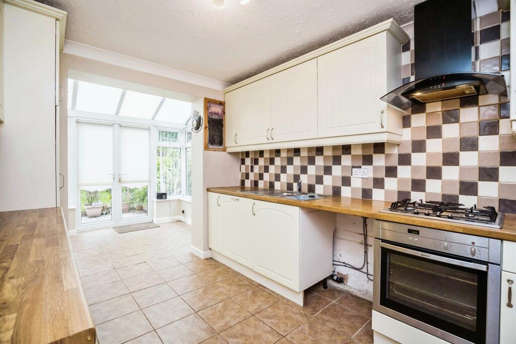 Additional image 16 of Buckingham Avenue, Wirral