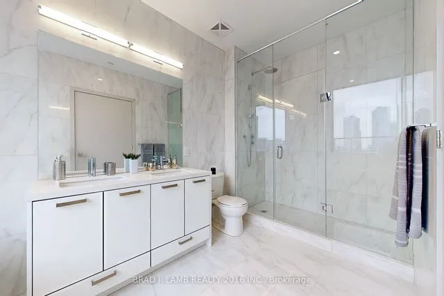 Additional image 21 of 458 Richmond St Unit 1702